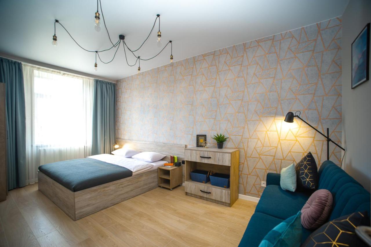 3 Bedroom, 2 Bathroom Apartment Near Forum לבוב מראה חיצוני תמונה