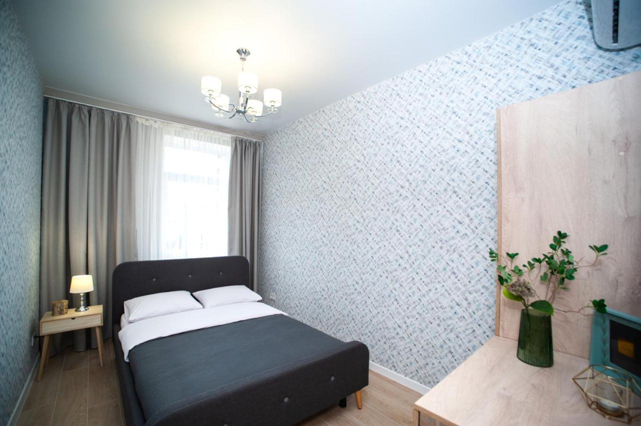 3 Bedroom, 2 Bathroom Apartment Near Forum לבוב מראה חיצוני תמונה