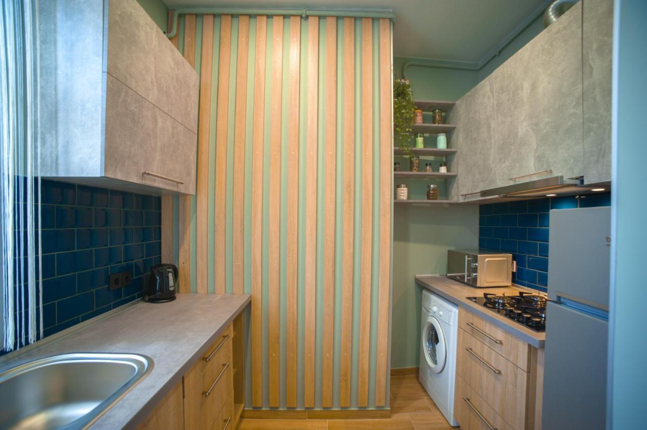 3 Bedroom, 2 Bathroom Apartment Near Forum לבוב מראה חיצוני תמונה